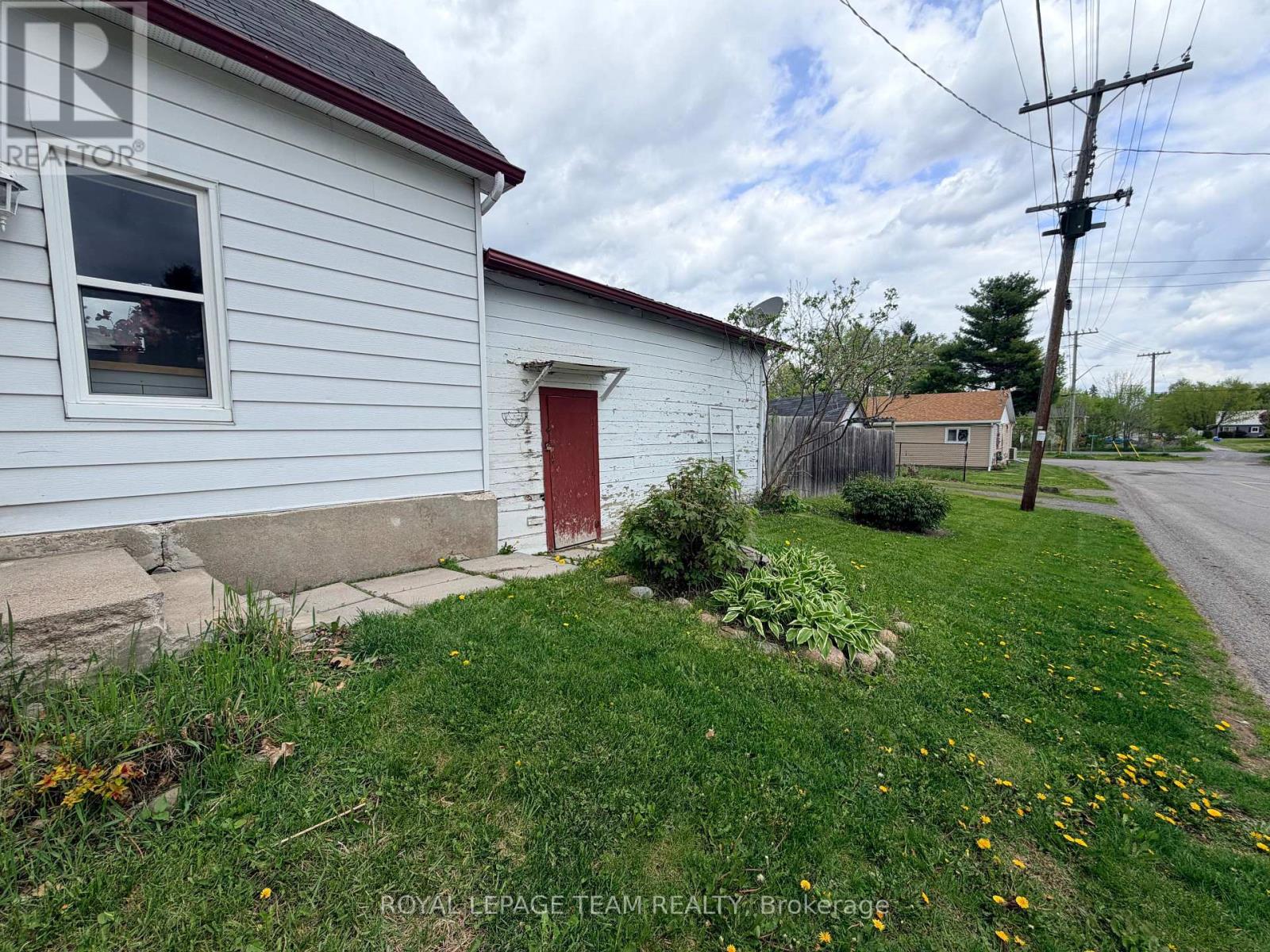 48 Havey Street, Arnprior, Ontario  K7S 1G7 - Photo 4 - X12748826