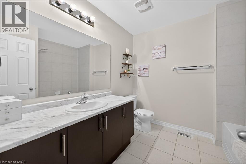167 Lormont Boulevard, Stoney Creek, Ontario  L8J 0K2 - Photo 37 - 40831371