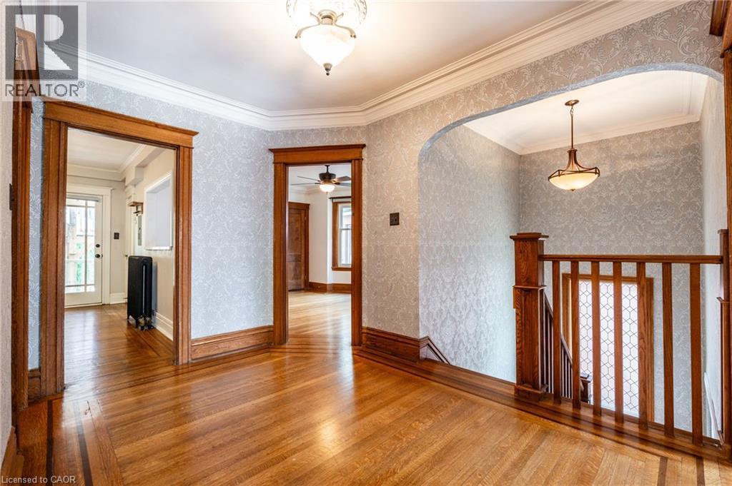 137 Sherman Avenue S, Hamilton, Ontario  L8M 2R1 - Photo 6 - 40831175