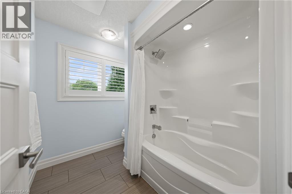 303 Castlefield Avenue, Waterloo, Ontario  N2K 2M4 - Photo 33 - 40831161