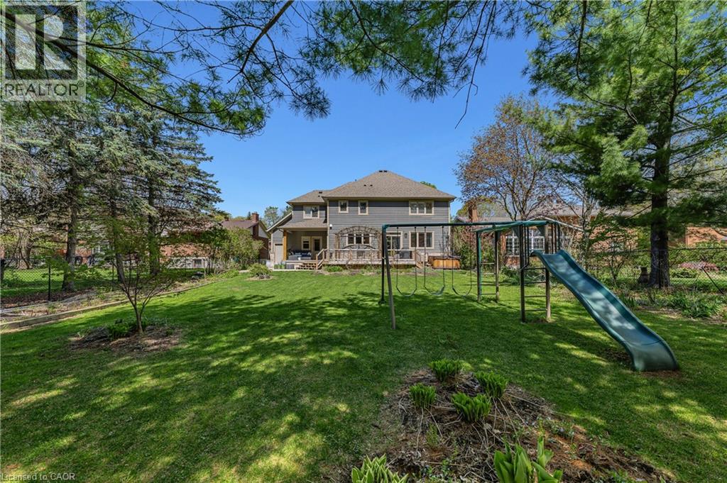 303 Castlefield Avenue, Waterloo, Ontario  N2K 2M4 - Photo 46 - 40831161