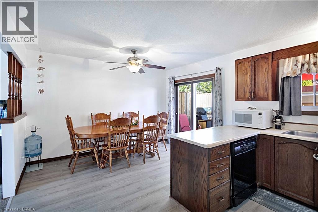 16 Sandlewood Avenue, Brantford, Ontario  N3V 1C6 - Photo 12 - 40824211