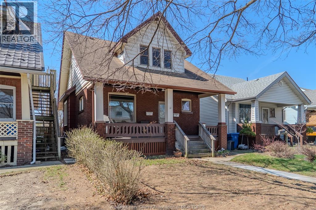 MLS# 26011467: 1135 Janette AVENUE, Windsor, Canada