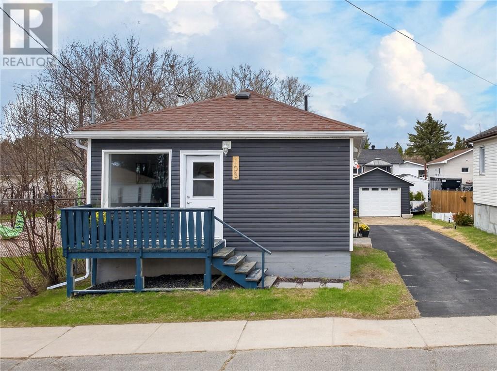 103 Main Street, Chelmsford, Ontario  P0M 1L0 - Photo 3 - 2127791