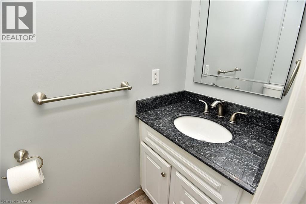 126 Bastille Street, Hamilton, Ontario  L9B 2G9 - Photo 12 - 40830212