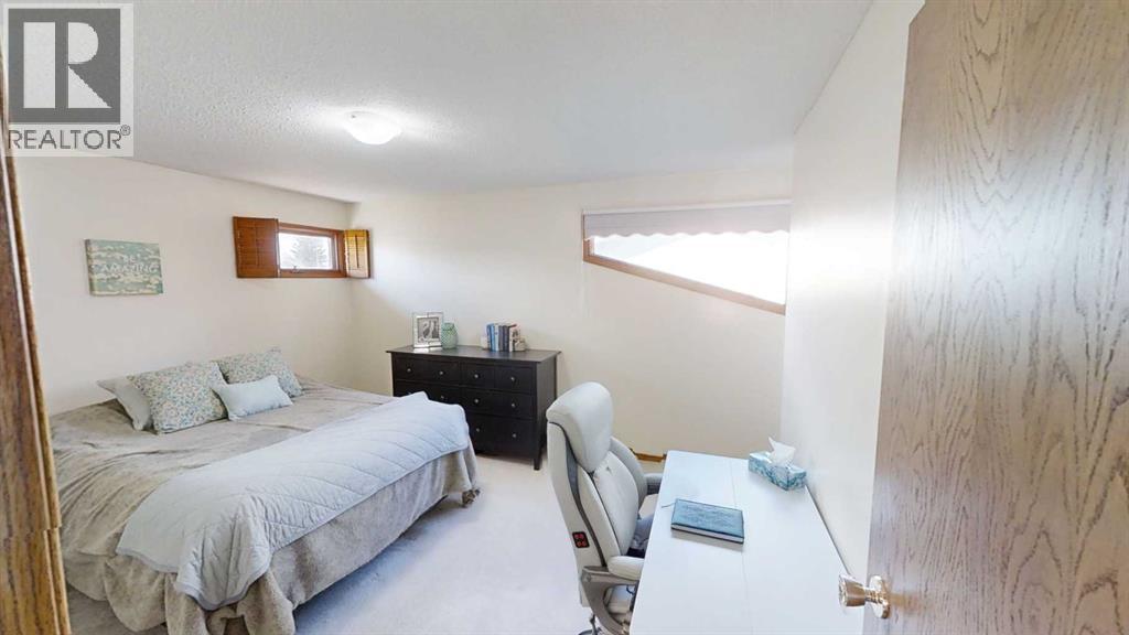 85 Cayuga Crescent W, Lethbridge, Alberta  T1K 5H4 - Photo 6 - A2312494