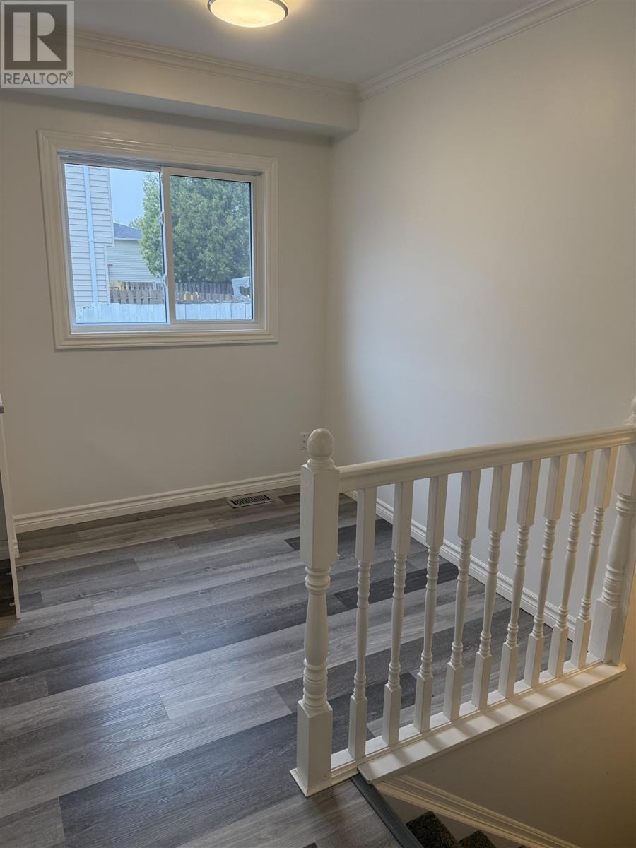 54a Washington Cres, Elliot Lake, Ontario  P5A 2L7 - Photo 11 - SM261060