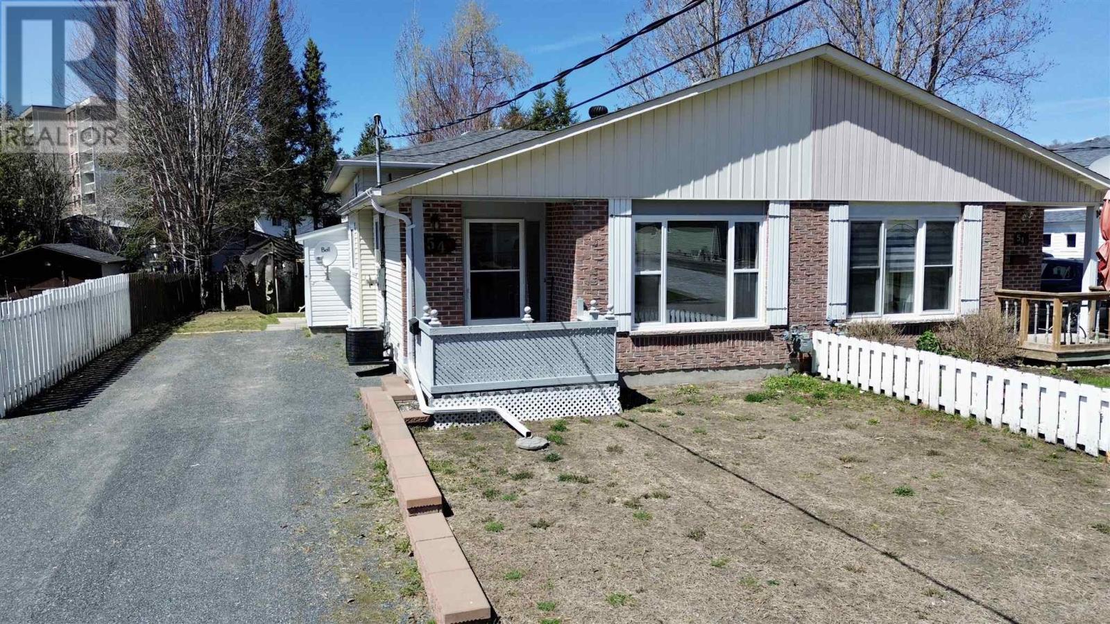 54a Washington Cres, Elliot Lake, Ontario  P5A 2L7 - Photo 4 - SM261060