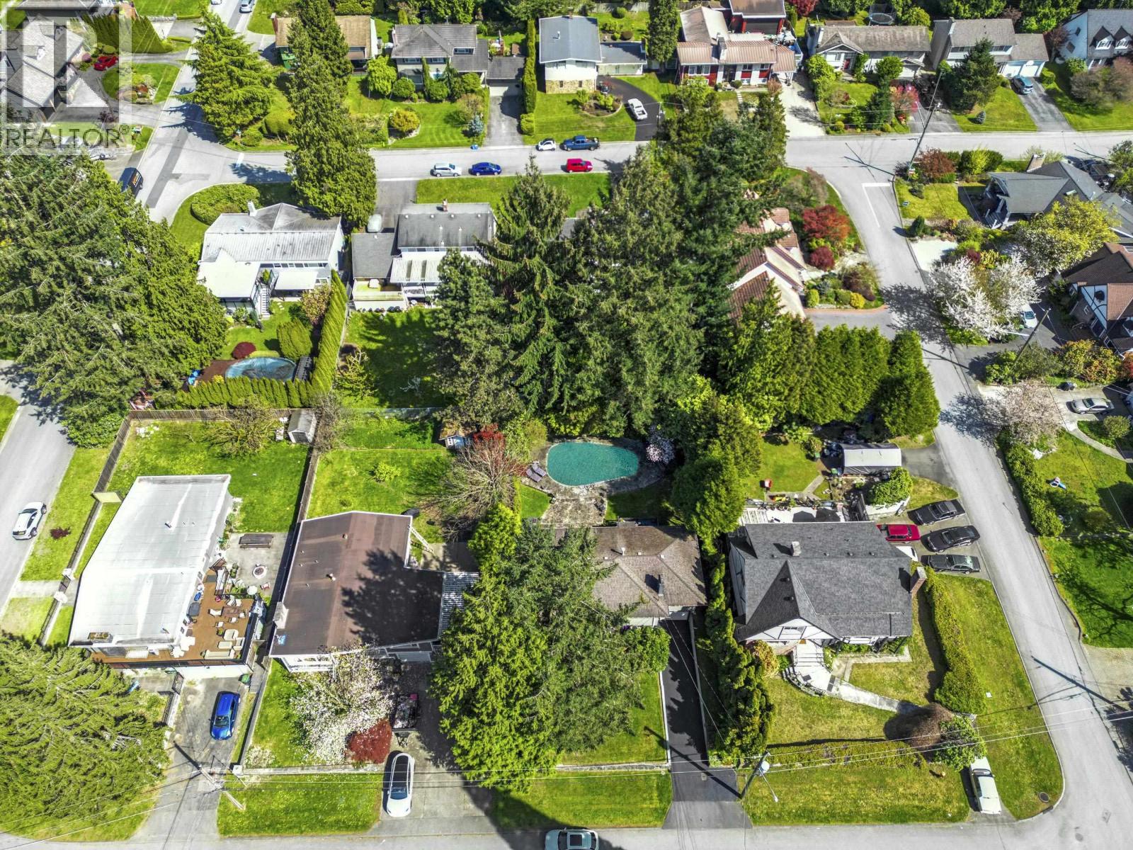 605 Victor Street, Coquitlam, British Columbia  V3J 3V4 - Photo 4 - R3124473