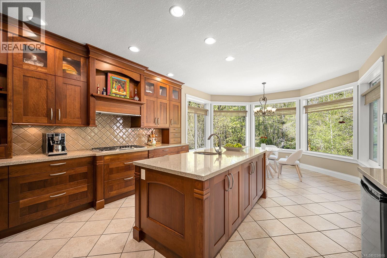 6077 Todd Rd, Courtenay, British Columbia  V9J 1P4 - Photo 46 - 1034916