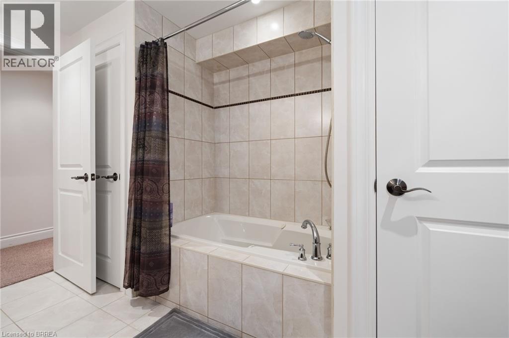 10 Gaywood Gardens, Brantford, Ontario  N3T 5J8 - Photo 34 - 40831306