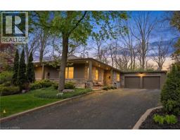 10 GAYWOOD Gardens, Brantford, Ontario
