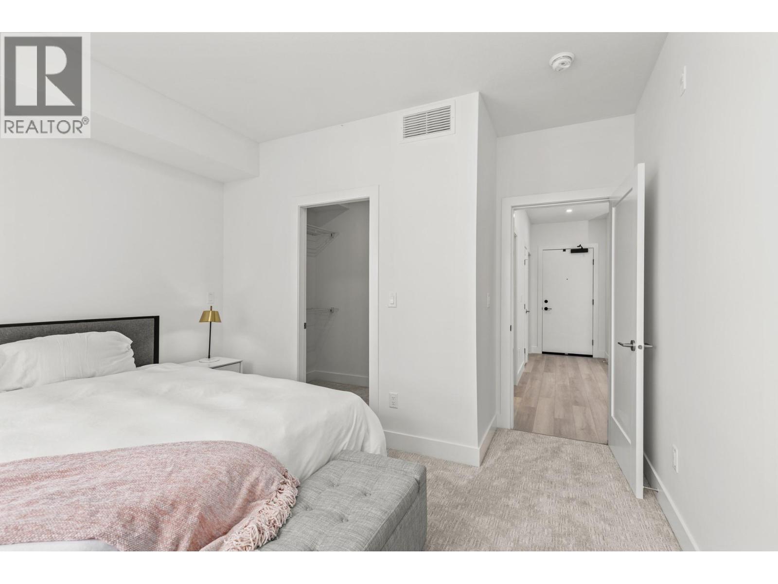 3434 Mckinley Beach Drive Unit# 302, Kelowna, British Columbia  V1V 2R1 - Photo 18 - 10383835