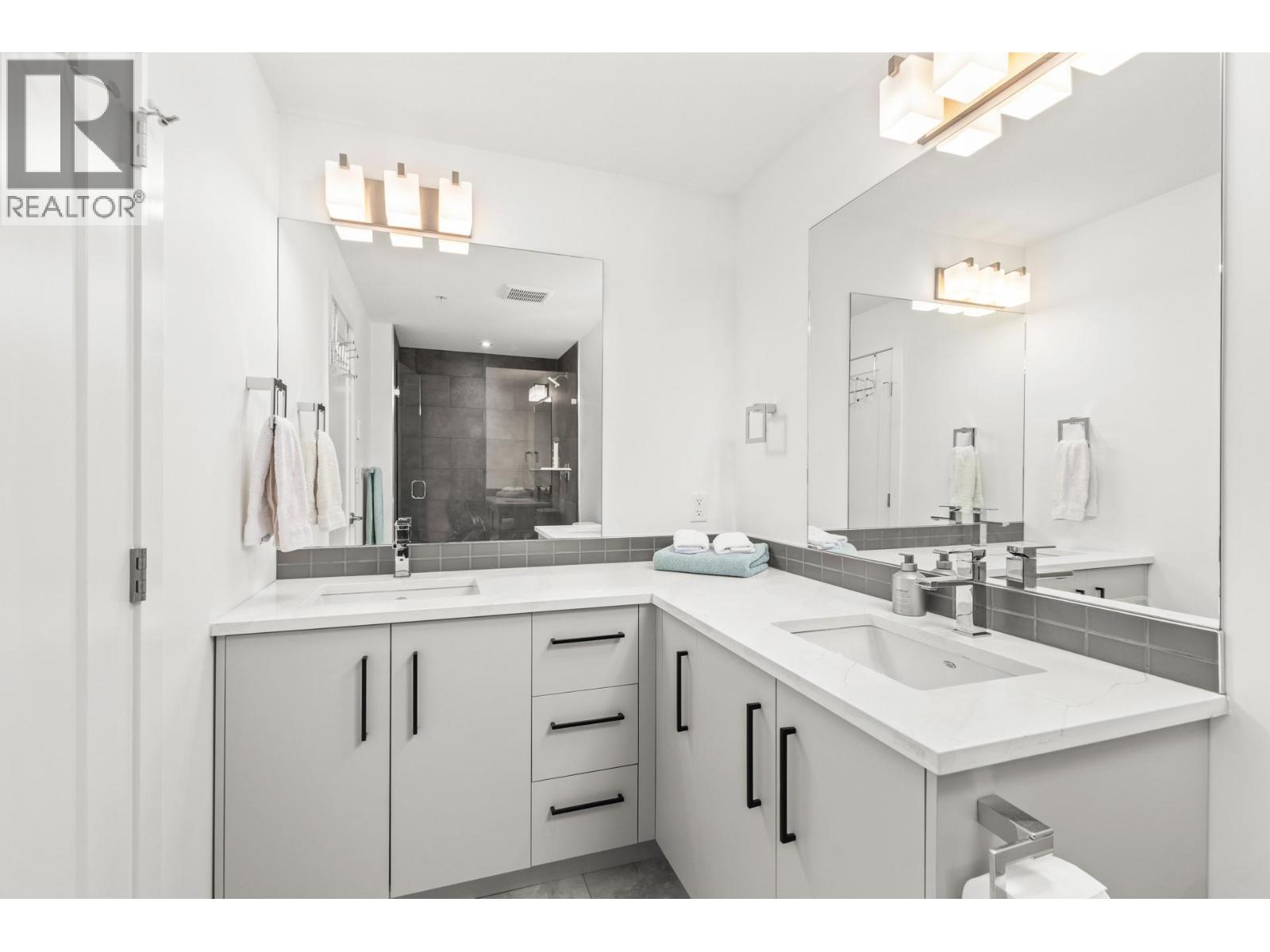 3434 Mckinley Beach Drive Unit# 302, Kelowna, British Columbia  V1V 2R1 - Photo 15 - 10383835