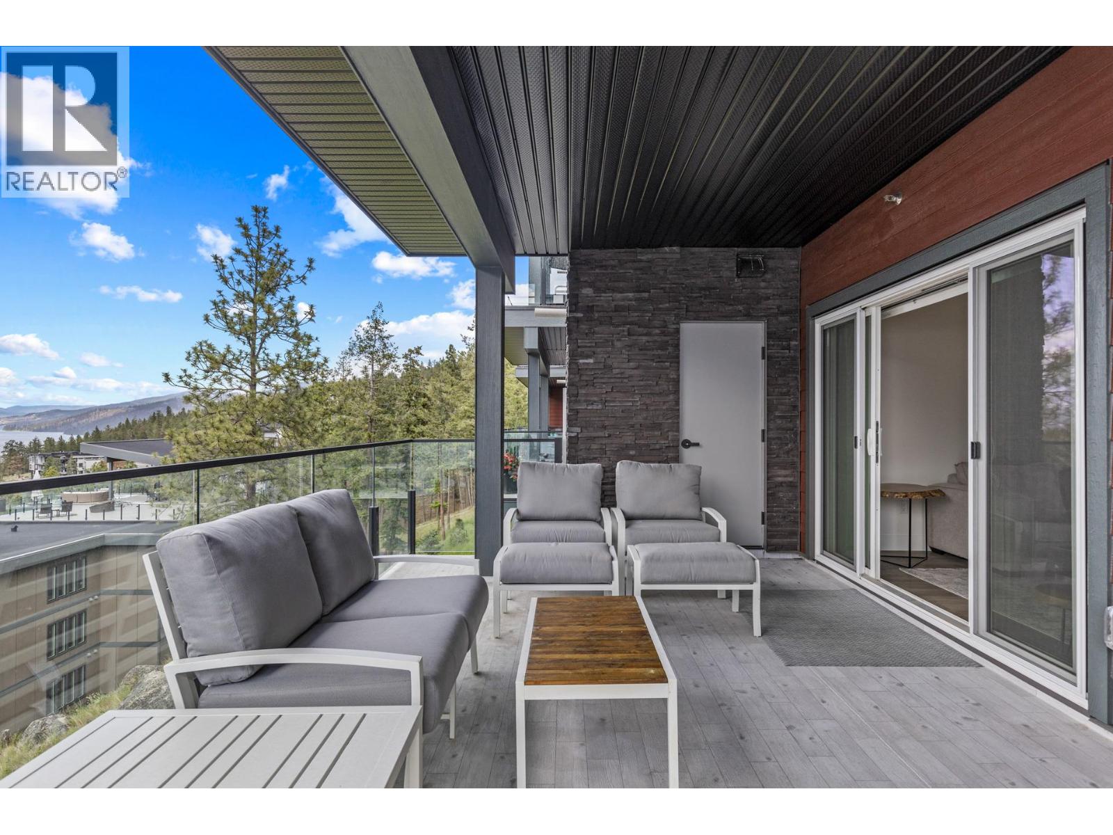 3434 Mckinley Beach Drive Unit# 302, Kelowna, British Columbia  V1V 2R1 - Photo 8 - 10383835
