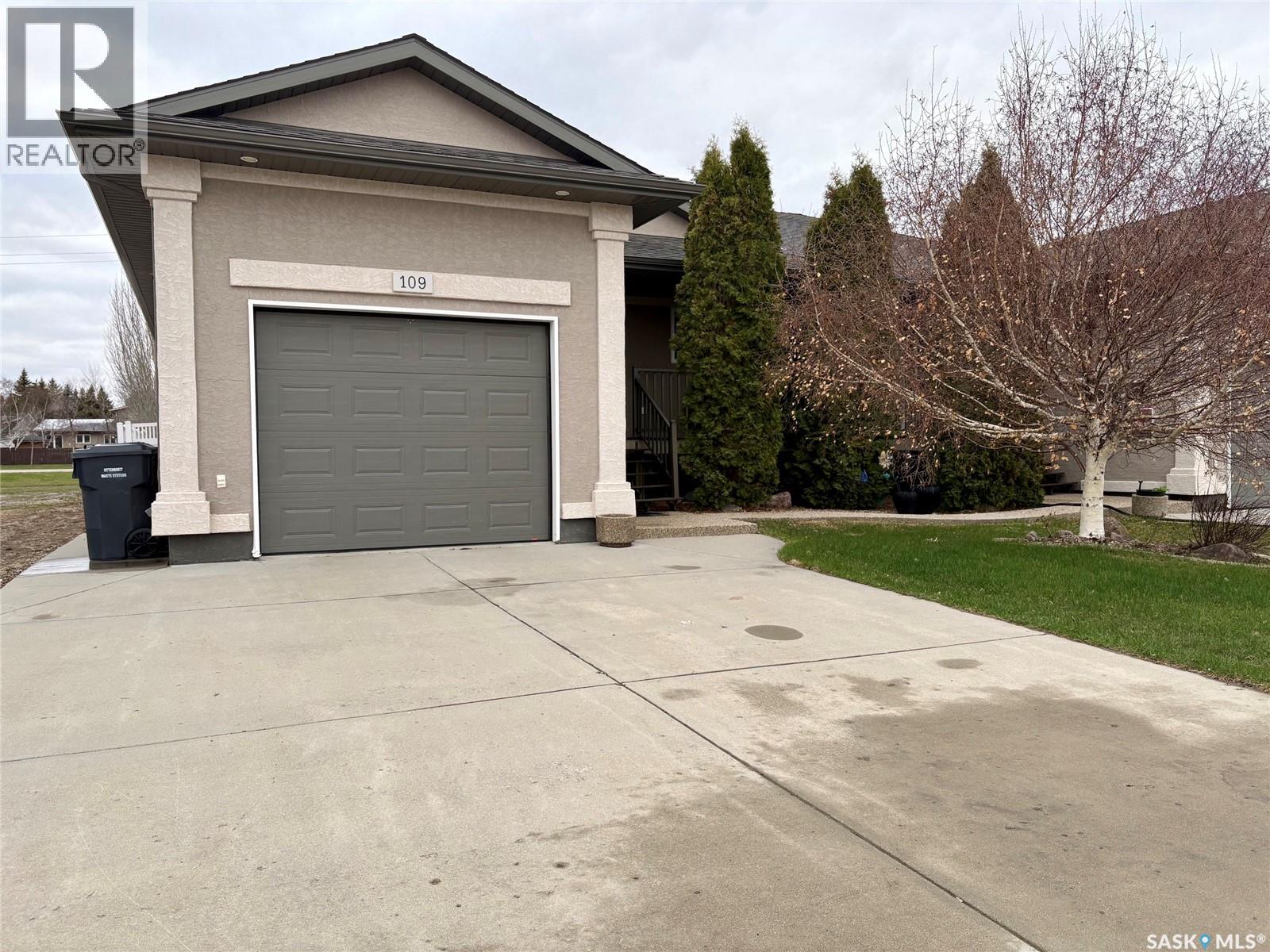 109 Good Spirit Crescent, Yorkton, Saskatchewan  S3N 3J8 - Photo 1 - SK036392
