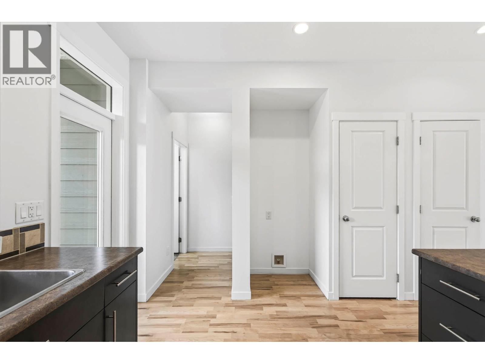 2860 Valleyview Drive Unit# 25, Kamloops, British Columbia  V2C 0B3 - Photo 13 - 10387726