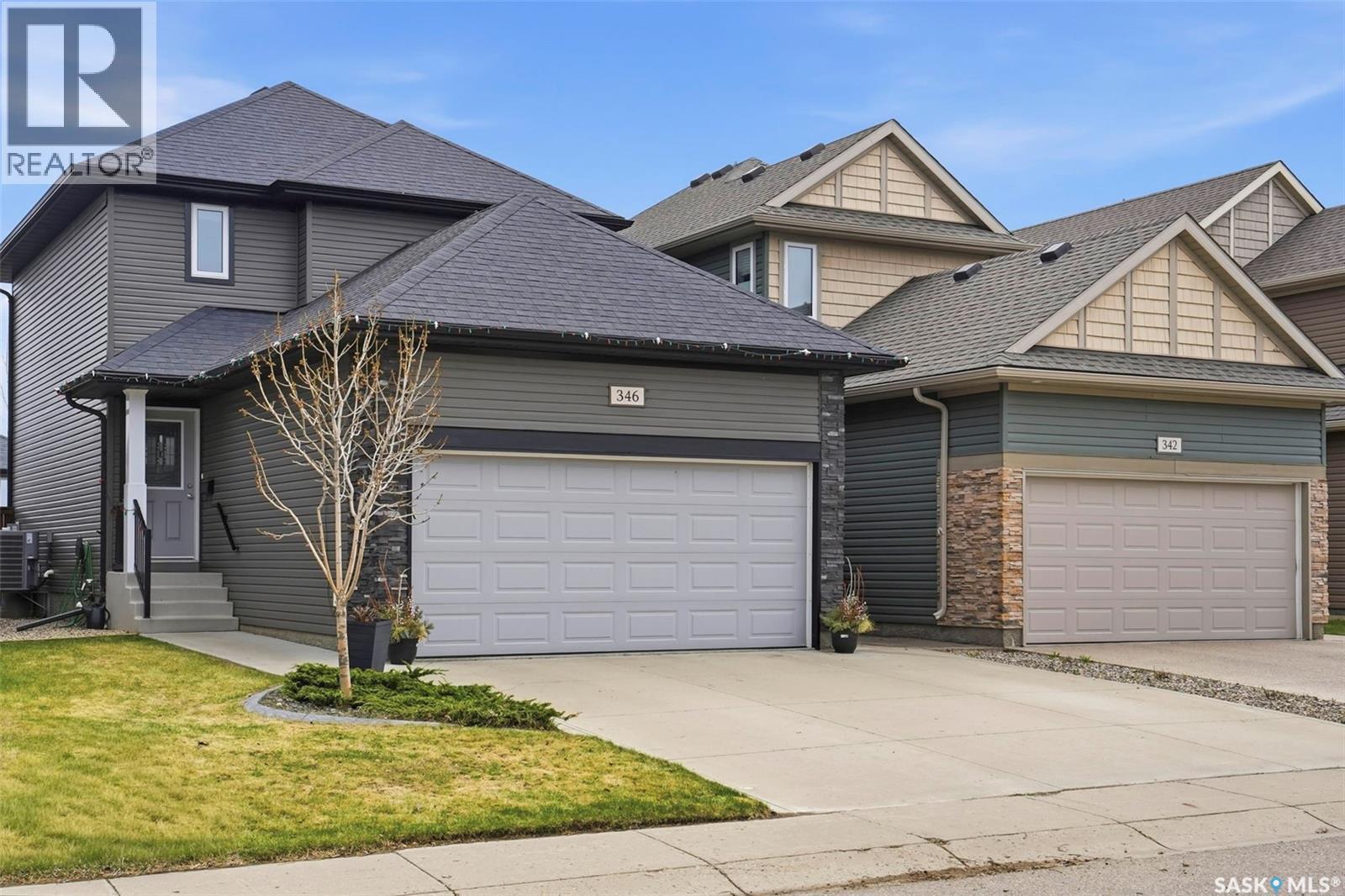 346 Dickson Crescent, Saskatoon, Saskatchewan  S7T 0T8 - Photo 2 - SK036315