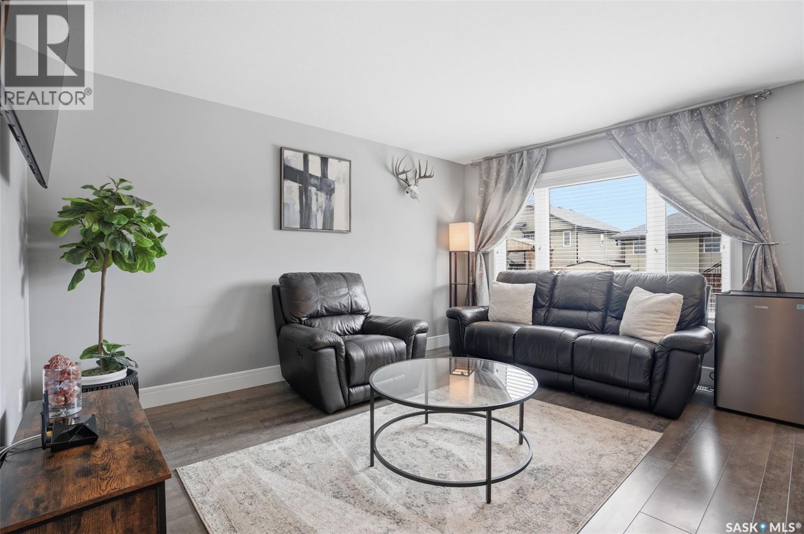 346 Dickson Crescent, Saskatoon, Saskatchewan  S7T 0T8 - Photo 8 - SK036315