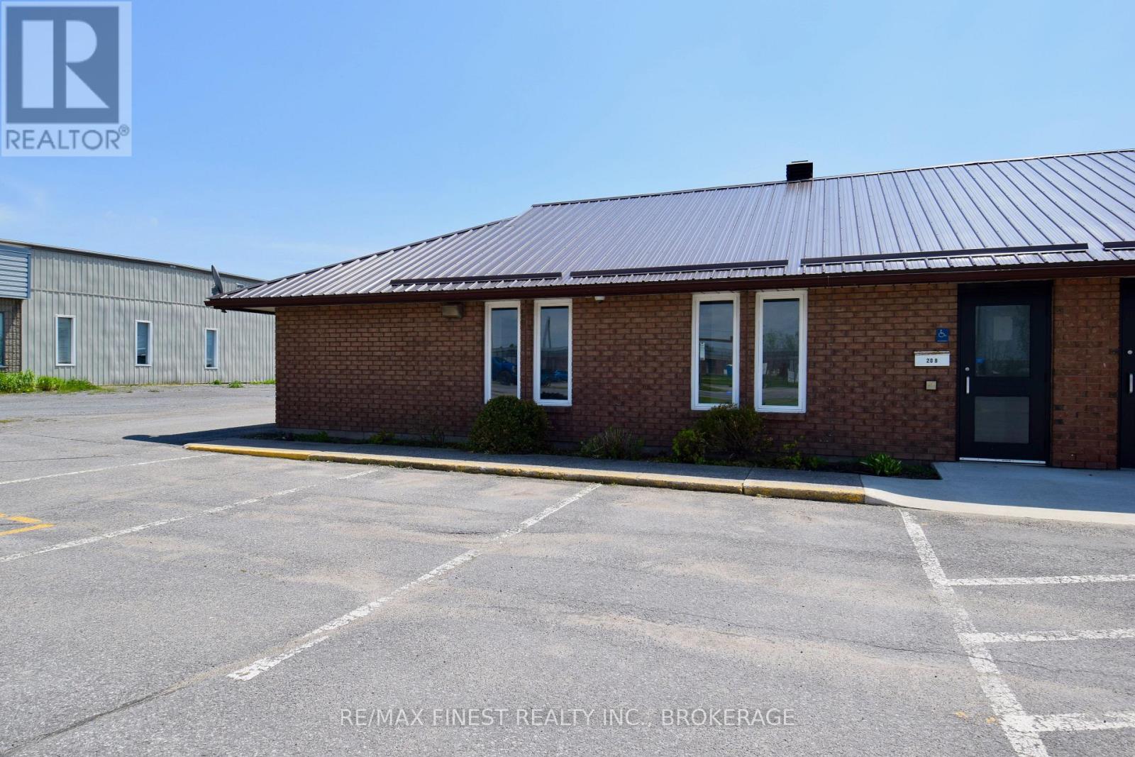 Unit B - 20 Richmond Boulevard, Greater Napanee, Ontario  K7R 4A4 - Photo 10 - X13023732
