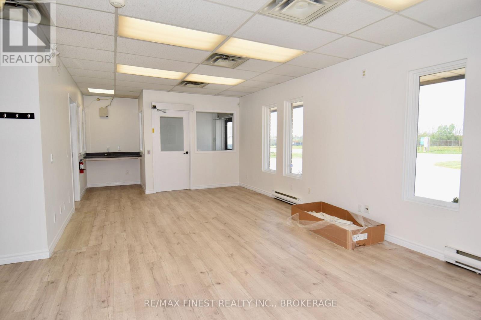 Unit B - 20 Richmond Boulevard, Greater Napanee, Ontario  K7R 4A4 - Photo 5 - X13023732