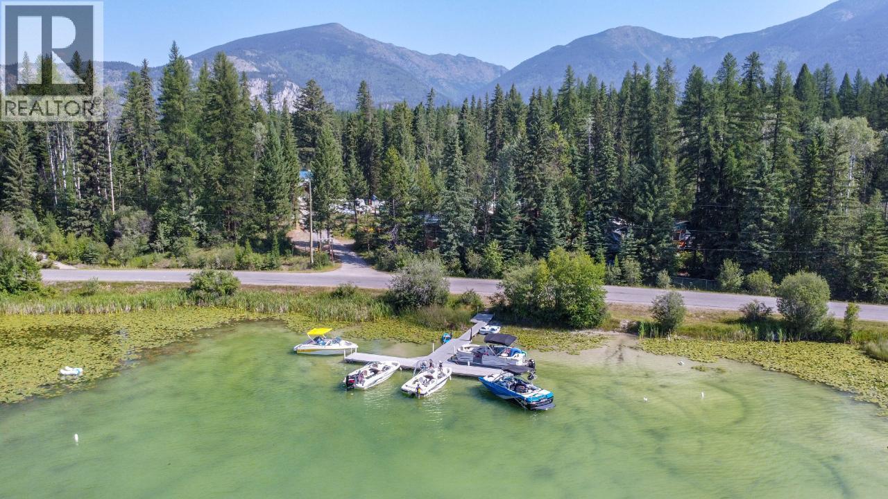6374 Tie Lake Shore N Road Unit# 15, Jaffray, British Columbia V0B 1T0 - Photo 5 - 10387737