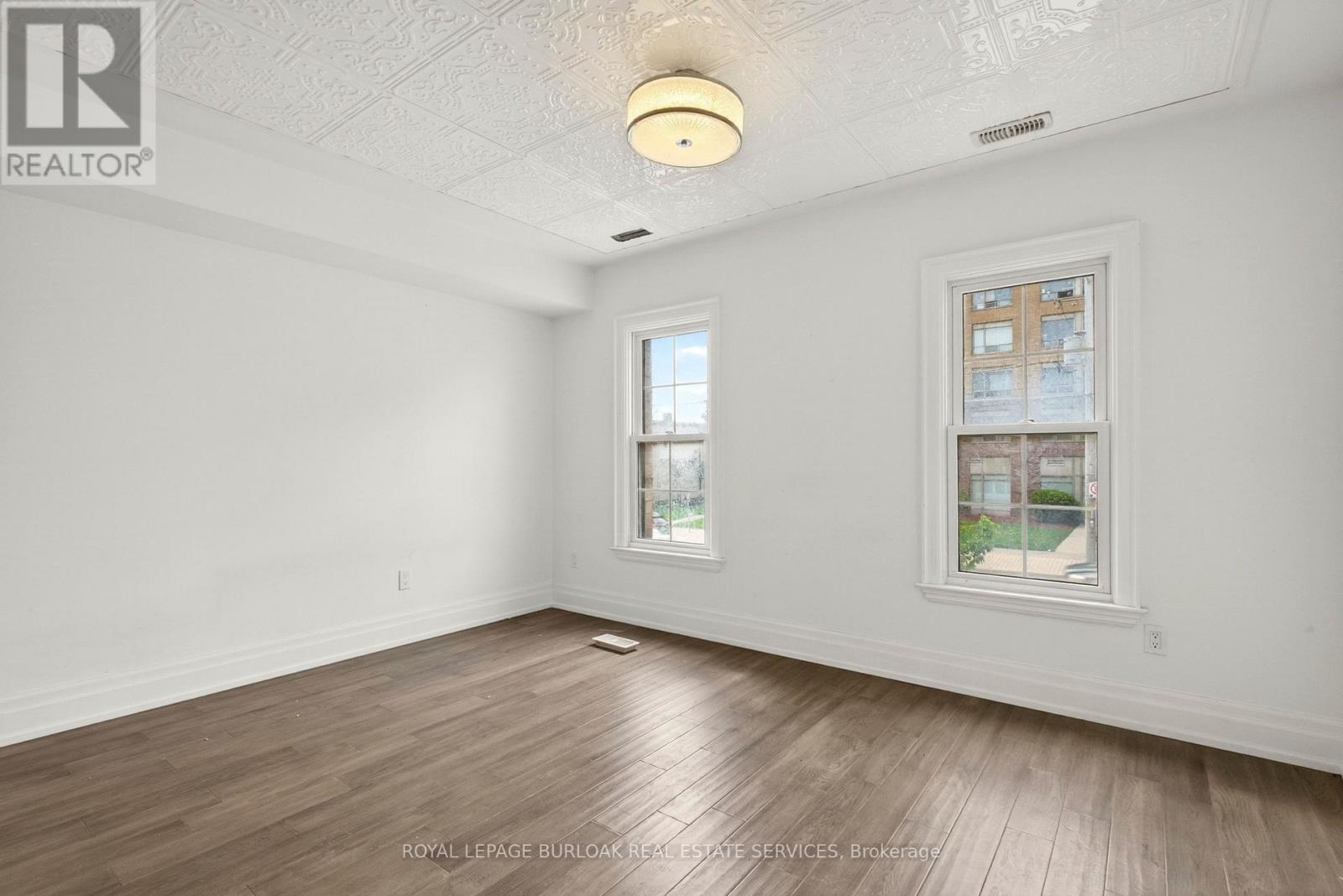 201 - 760 Lakeshore Road E, Mississauga, Ontario  L5E 1C7 - Photo 27 - W13124480