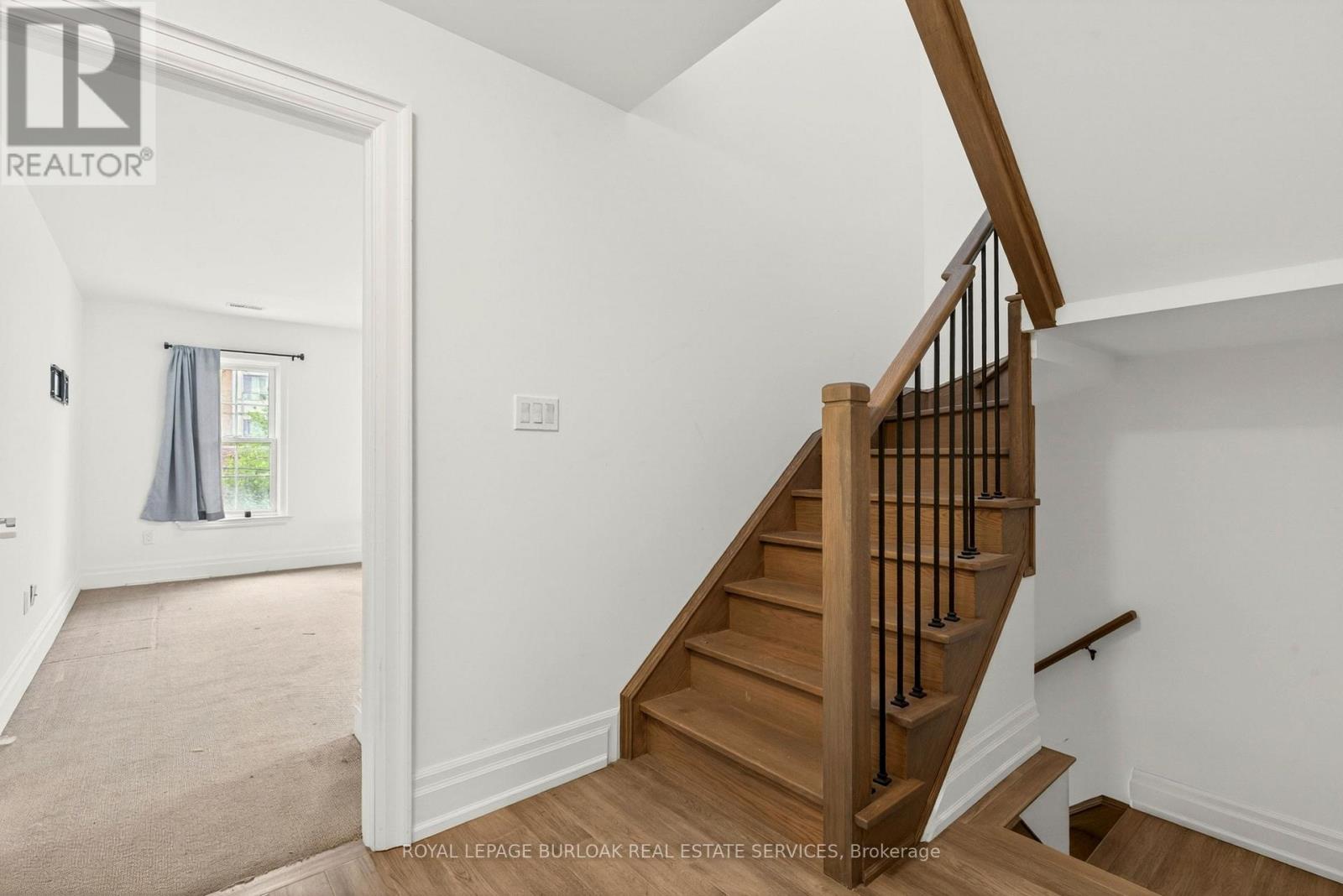 201 - 760 Lakeshore Road E, Mississauga, Ontario  L5E 1C7 - Photo 21 - W13124480