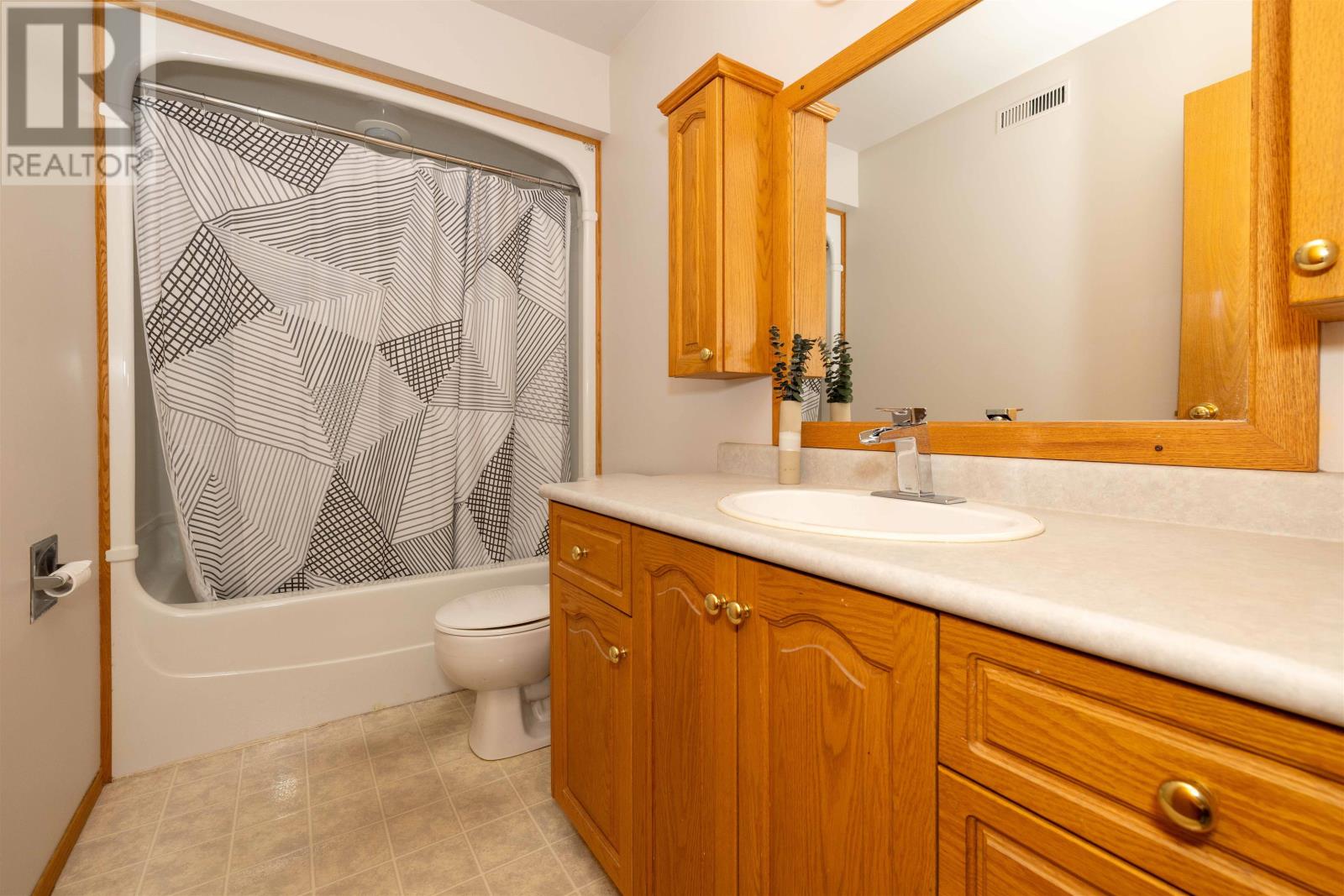 293 Caribou Cres, Thunder Bay, Ontario  P7C 5Z6 - Photo 15 - TB2601089