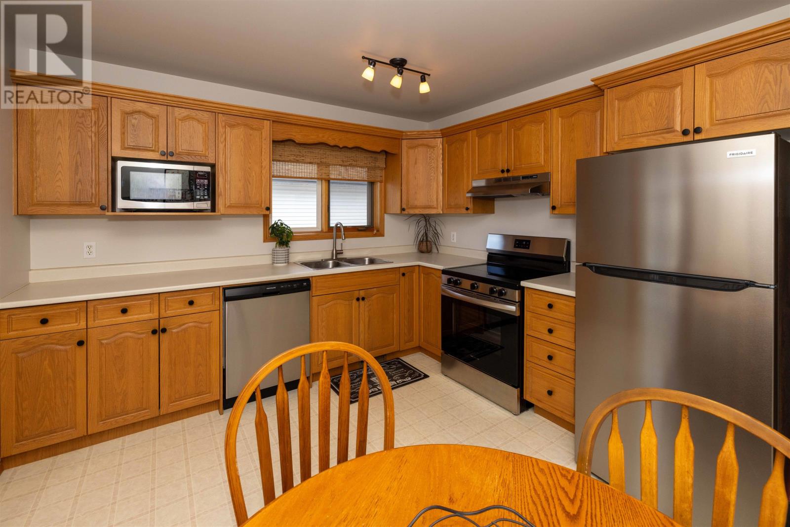 293 Caribou Cres, Thunder Bay, Ontario  P7C 5Z6 - Photo 6 - TB2601089