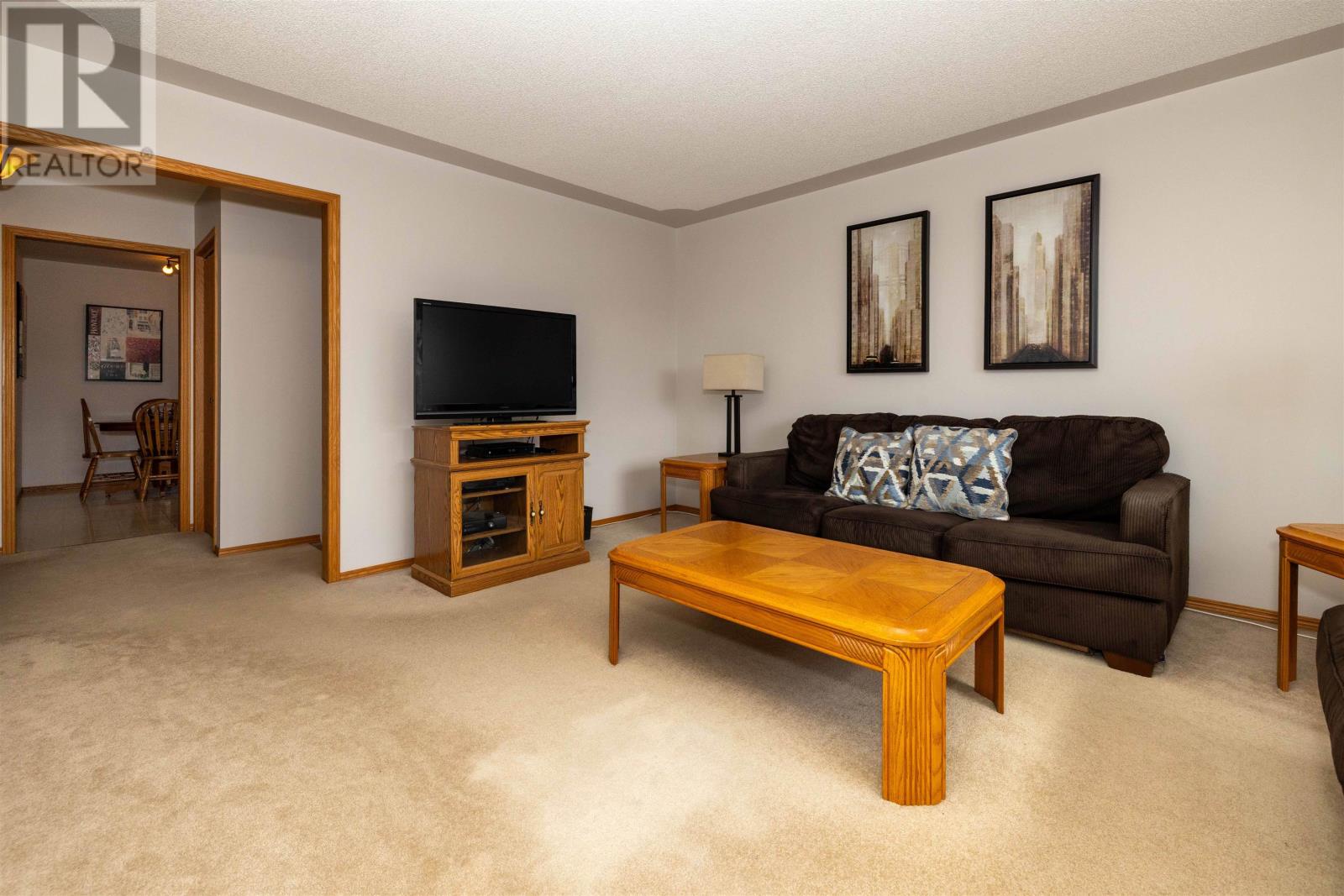 293 Caribou Cres, Thunder Bay, Ontario  P7C 5Z6 - Photo 4 - TB2601089