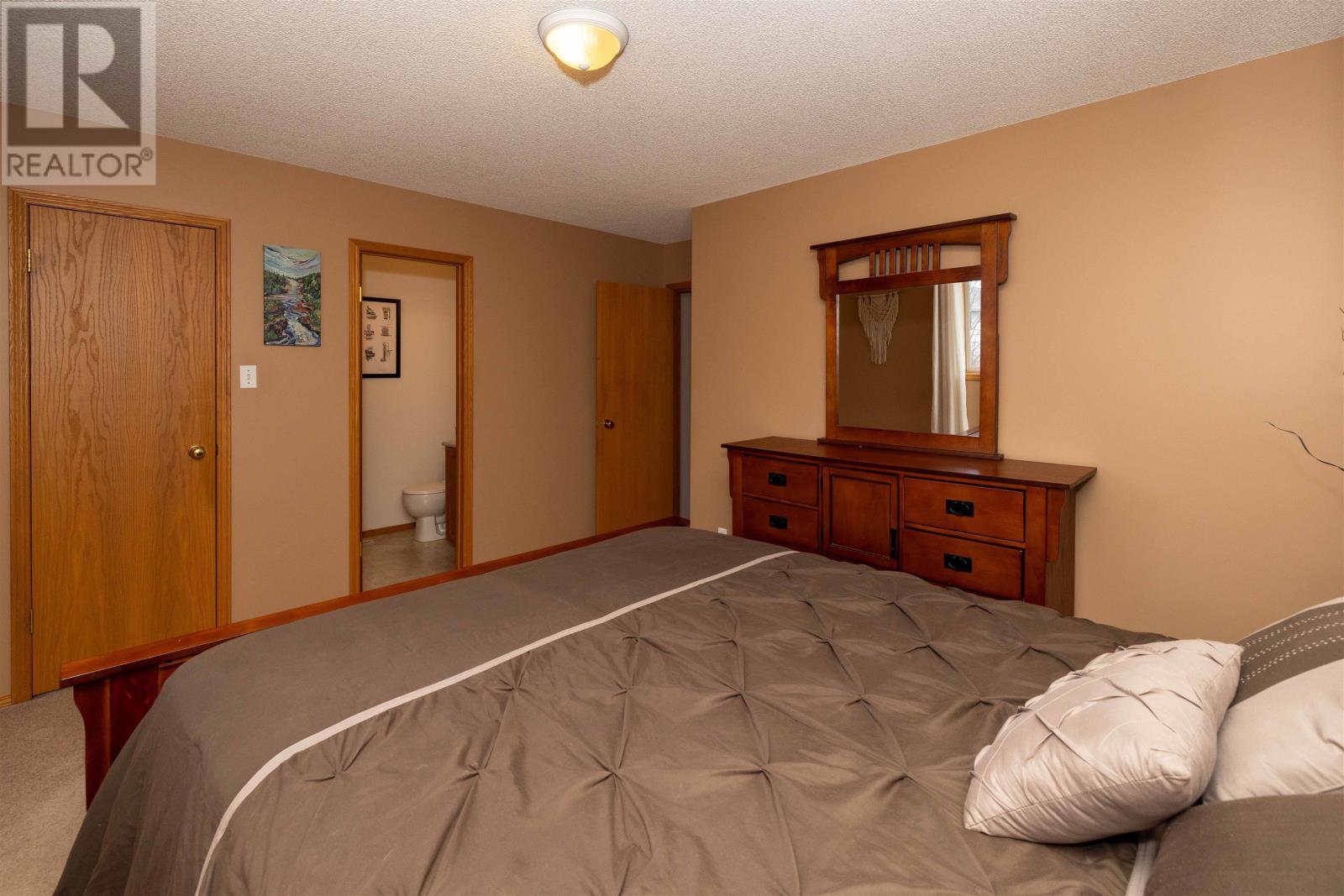 293 Caribou Cres, Thunder Bay, Ontario  P7C 5Z6 - Photo 11 - TB2601089