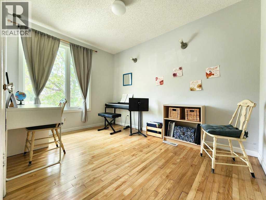 628 19th Street S, Lethbridge, Alberta  T1J 3G7 - Photo 20 - A2307174