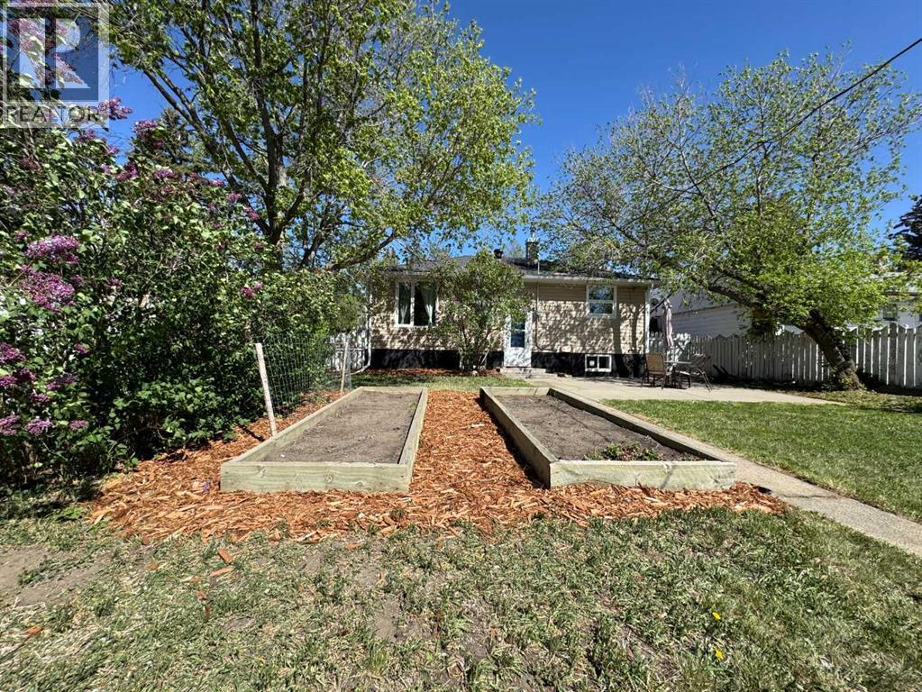 628 19th Street S, Lethbridge, Alberta  T1J 3G7 - Photo 39 - A2307174
