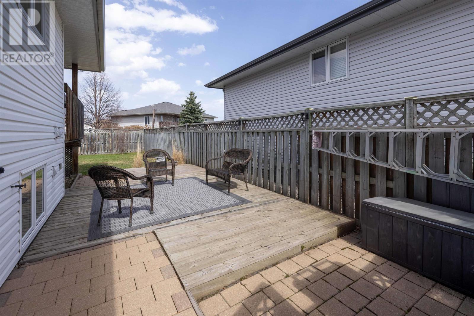 293 Caribou Cres, Thunder Bay, Ontario  P7C 5Z6 - Photo 26 - TB2601089