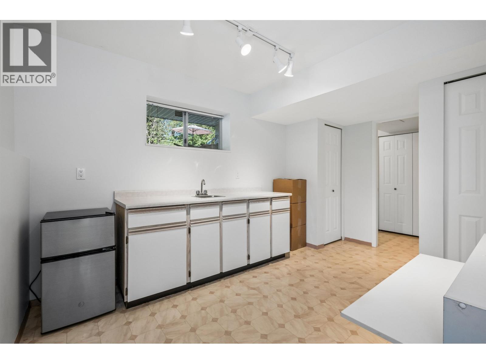 3253 Kerrstead Place, North Vancouver, British Columbia  V7J 3T4 - Photo 18 - R3122544