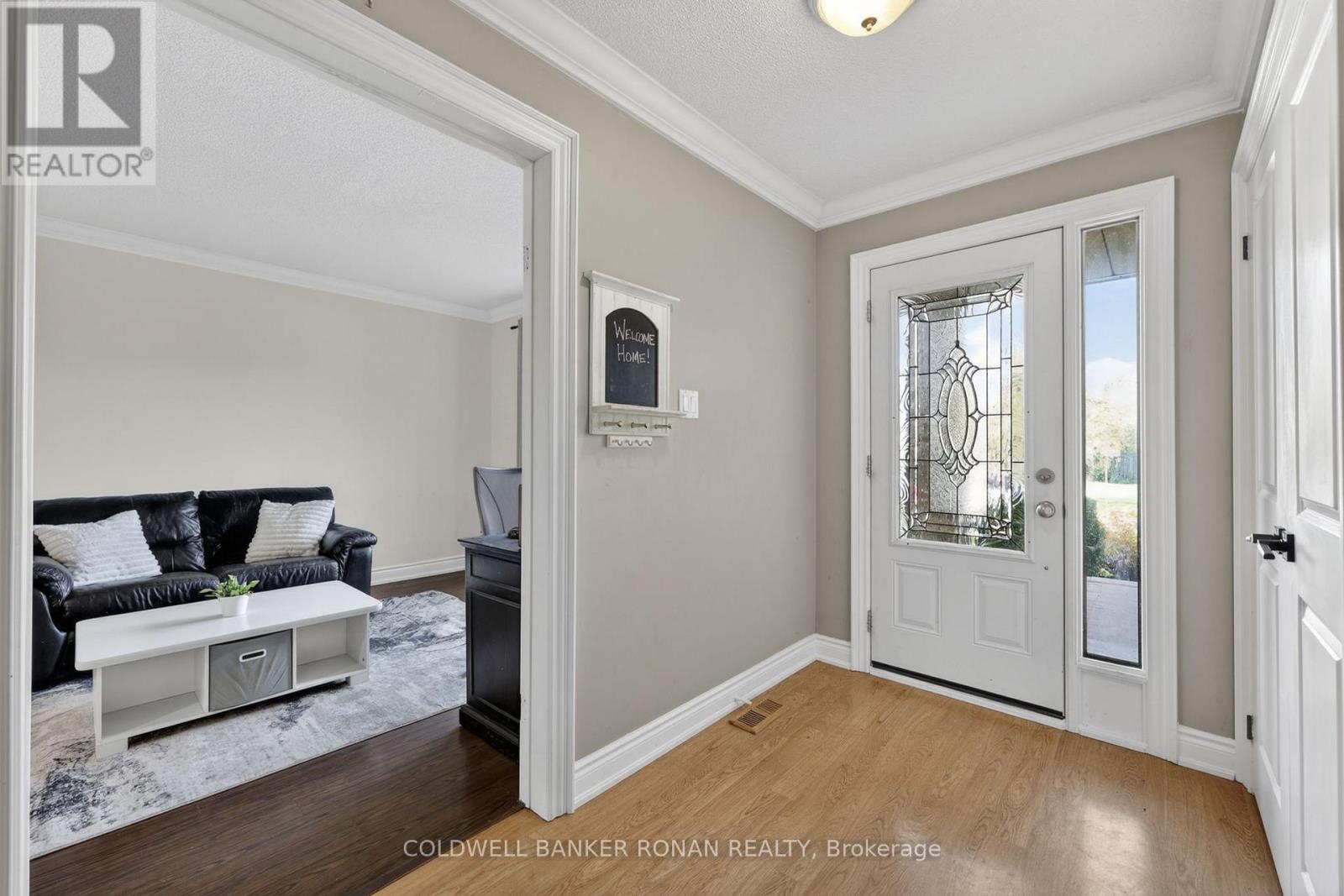 41 Wolfe Avenue, New Tecumseth (Tottenham), Ontario  L0G 1W0 - Photo 3 - N13144420
