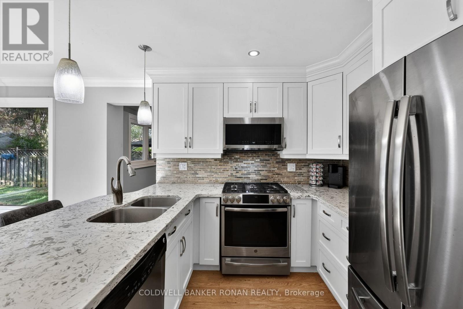 41 Wolfe Avenue, New Tecumseth (Tottenham), Ontario  L0G 1W0 - Photo 8 - N13144420