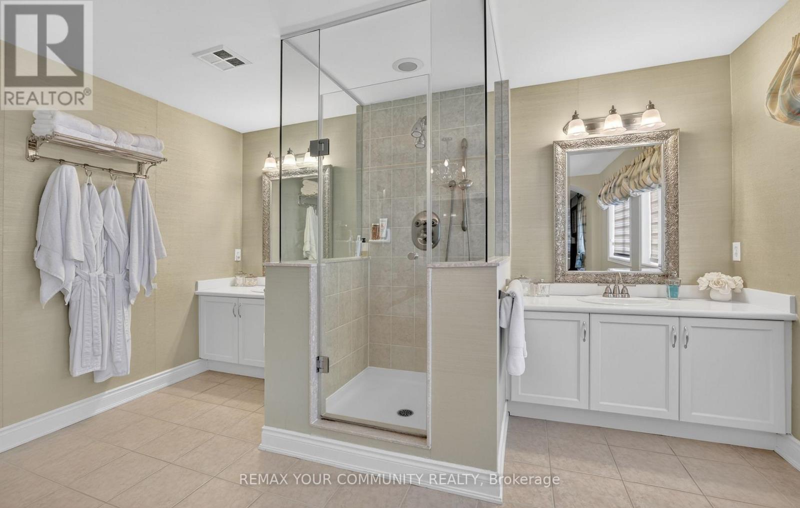 42 Rogers Trail, Bradford West Gwillimbury (Bradford), Ontario  L3Z 0G5 - Photo 27 - N13144458