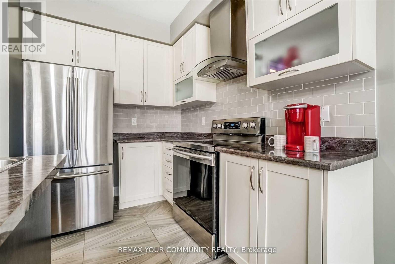 173 Wagner Crescent, Essa, Ontario  L3W 0R7 - Photo 8 - N13144508