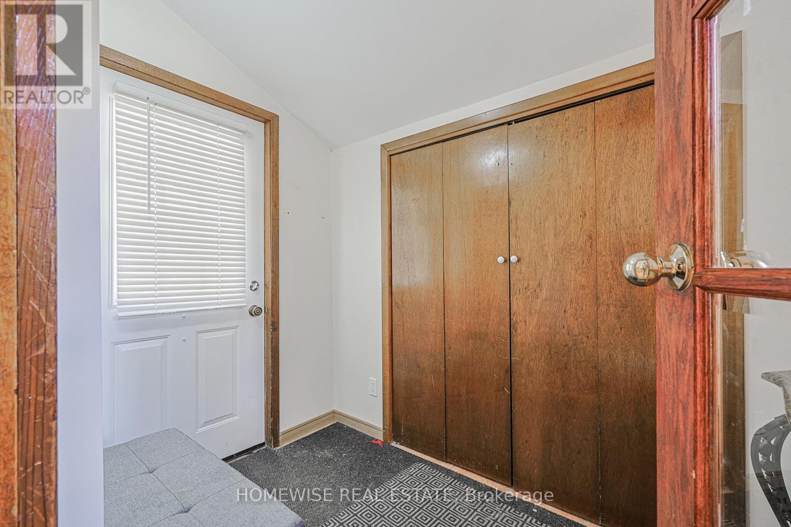 107 Ridge Road, Aurora, Ontario  L4G 0M3 - Photo 4 - N13144536