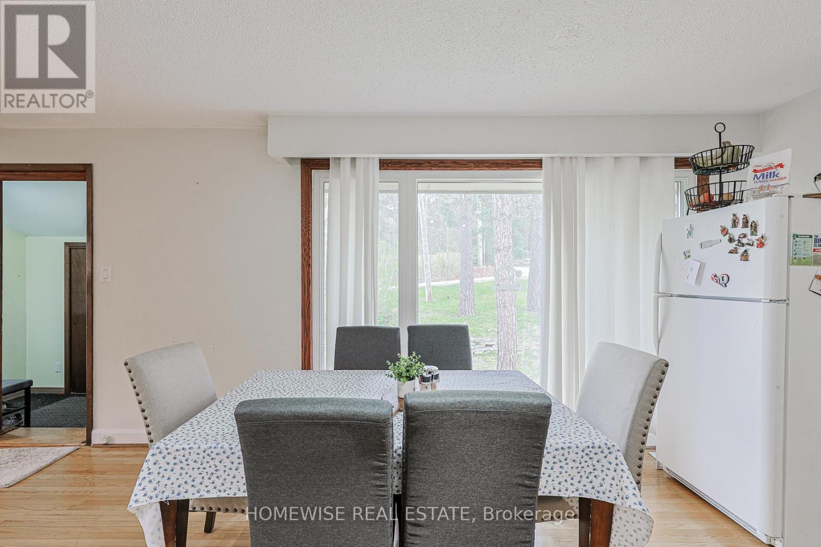 107 Ridge Road, Aurora, Ontario  L4G 0M3 - Photo 9 - N13144536
