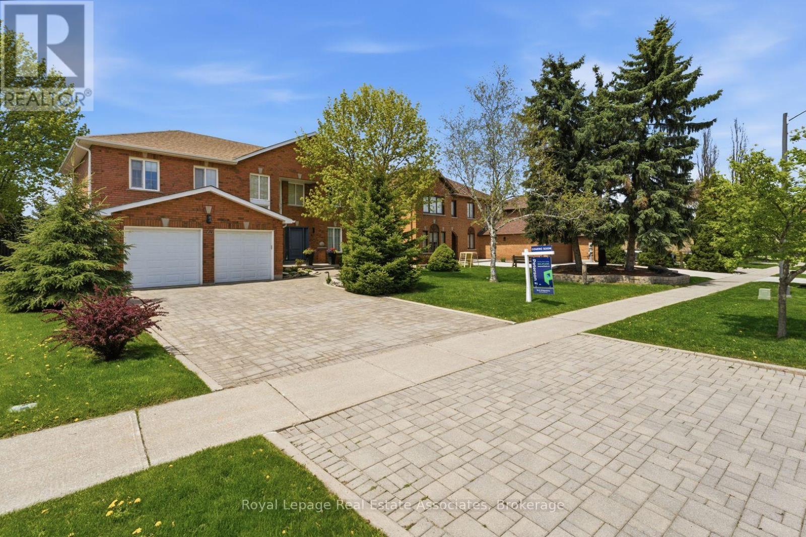 160 FIFTH AVENUE, Vaughan, Ontario