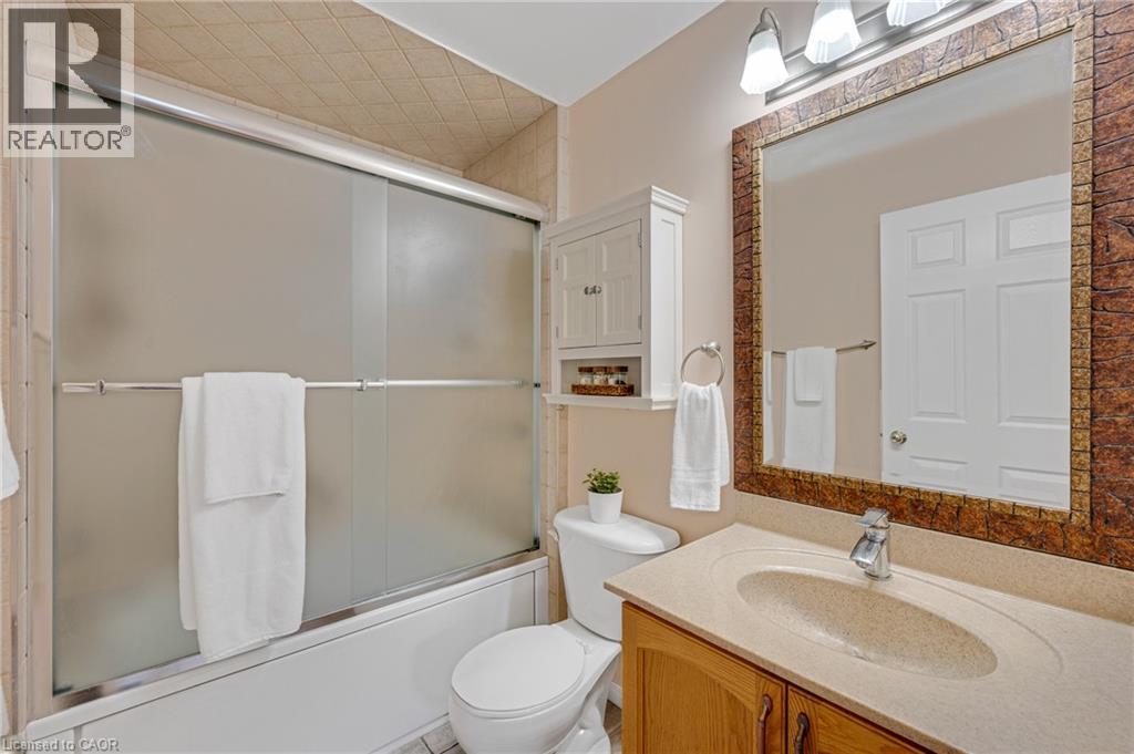 751 W Rymal Road W Unit# 17, Hamilton, Ontario  L9B 2Y3 - Photo 12 - 40829270