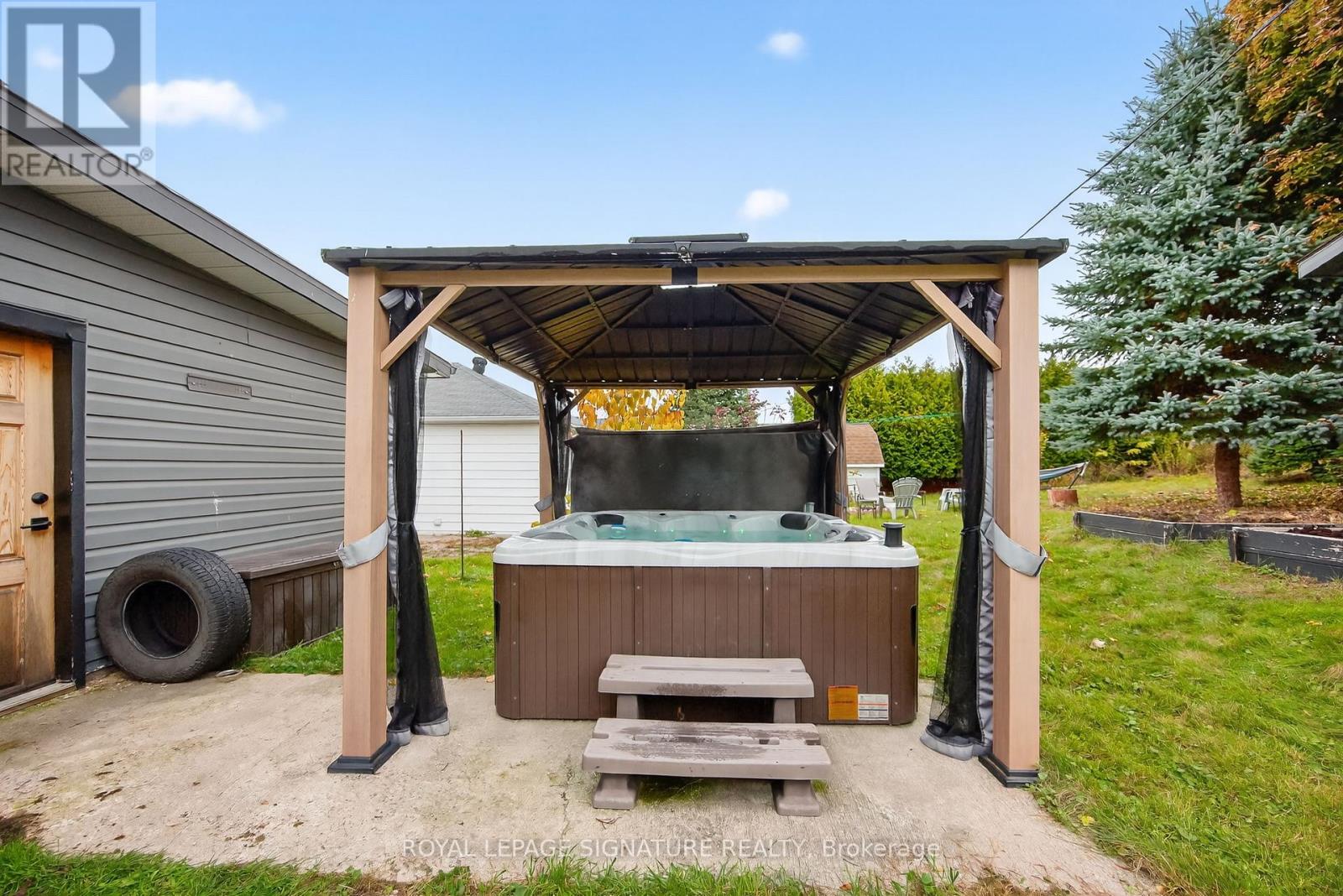 57 Maria Street, Penetanguishene, Ontario  L9M 1L3 - Photo 45 - S13144474