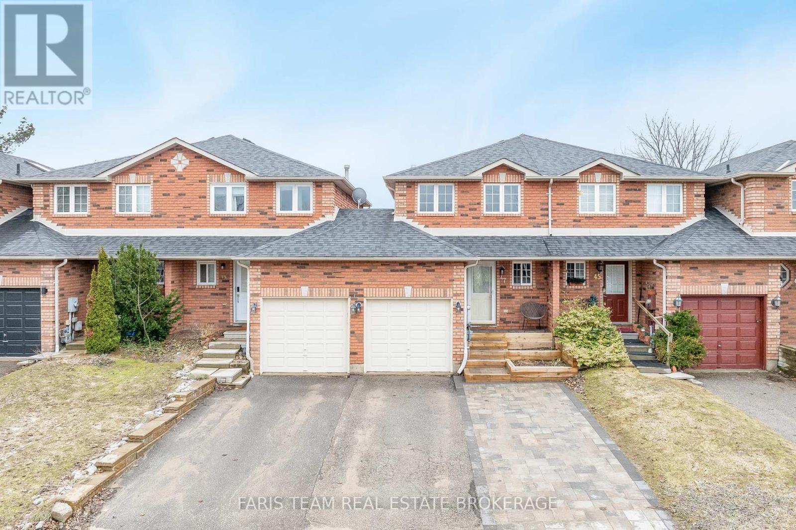 47 BIBBY COURT, barrie (holly), Ontario