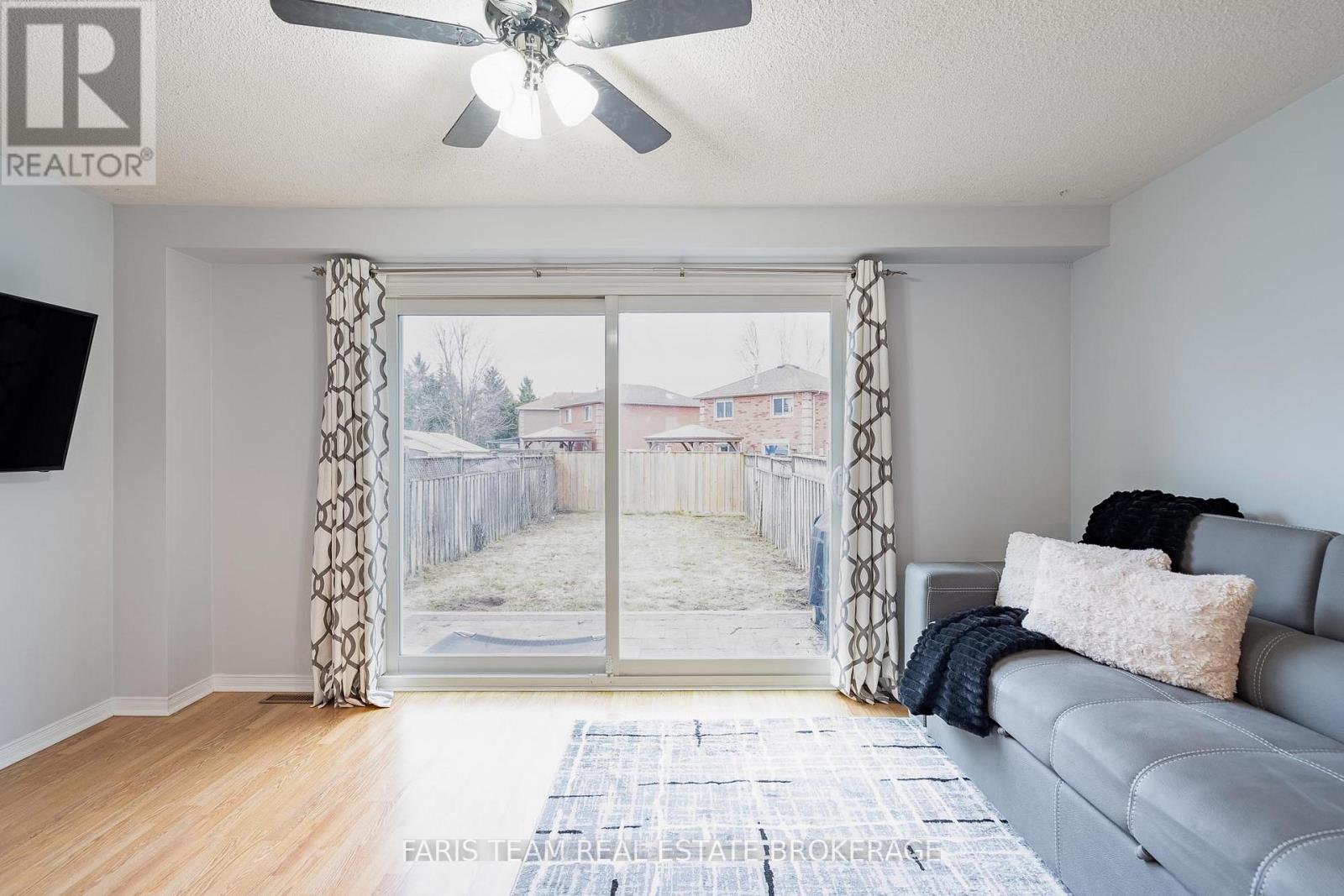 47 Bibby Court, Barrie (Holly), Ontario  L4N 8T4 - Photo 9 - S13144562