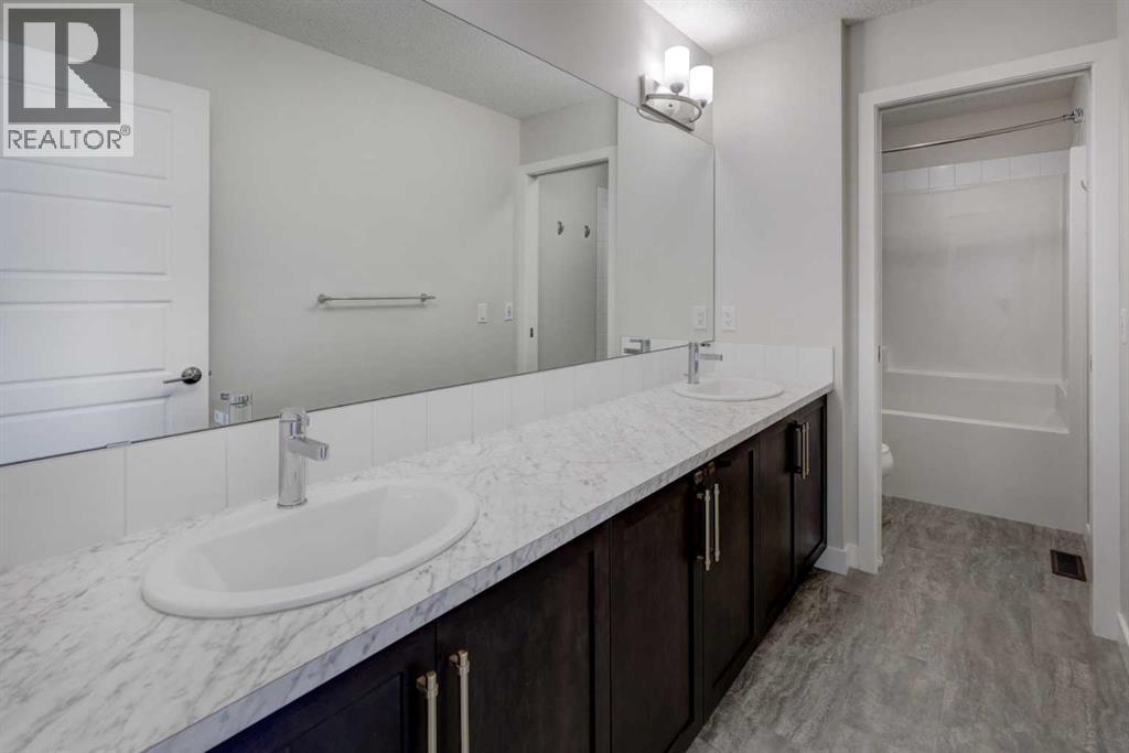 468 Livingston View NE, Calgary, Alberta  T3P 0Z7 - Photo 28 - A2310874