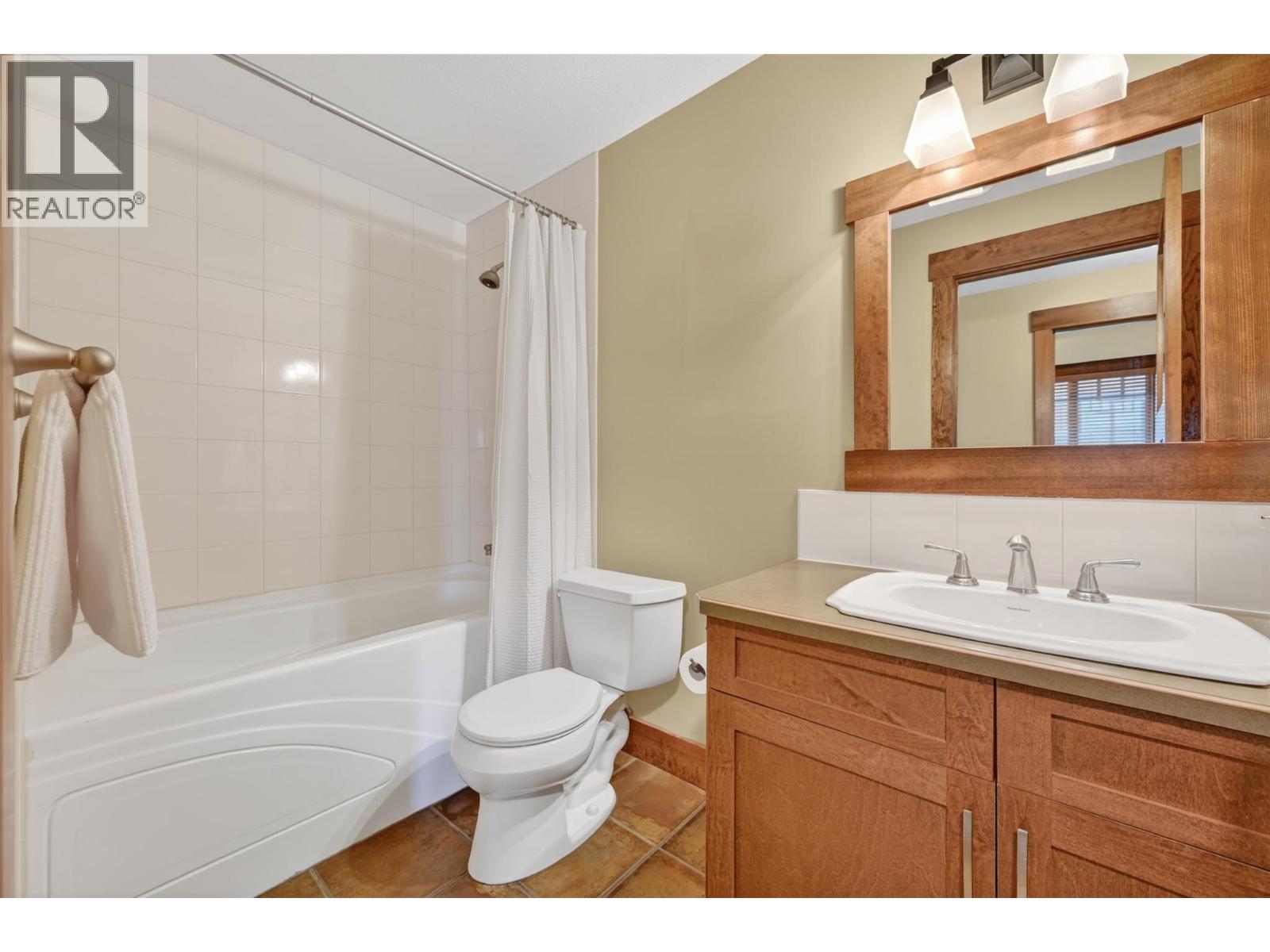 2598 Mountainview Crescent Unit# 24, Invermere, British Columbia  V0A 1K6 - Photo 54 - 10385713