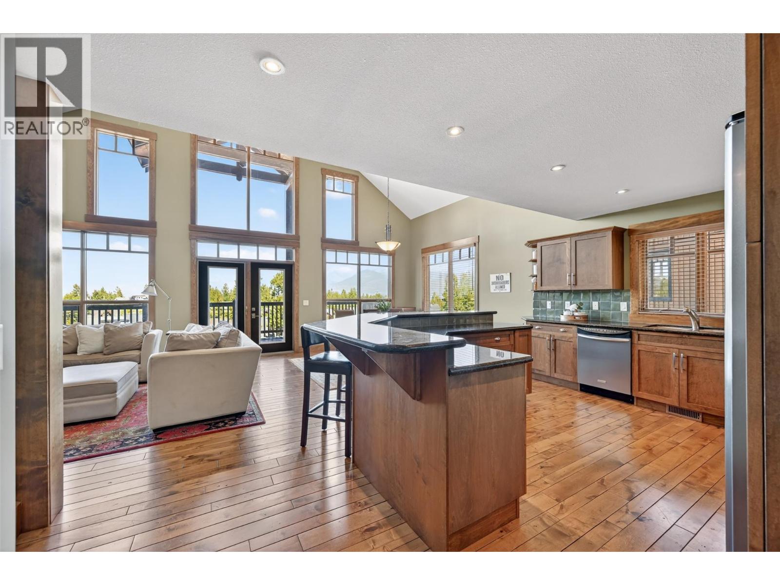 2598 Mountainview Crescent Unit# 24, Invermere, British Columbia  V0A 1K6 - Photo 13 - 10385713